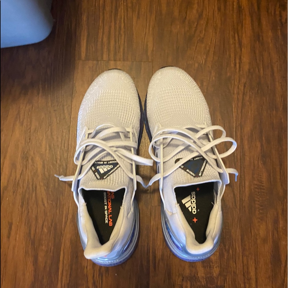 Ultraboost 4.0